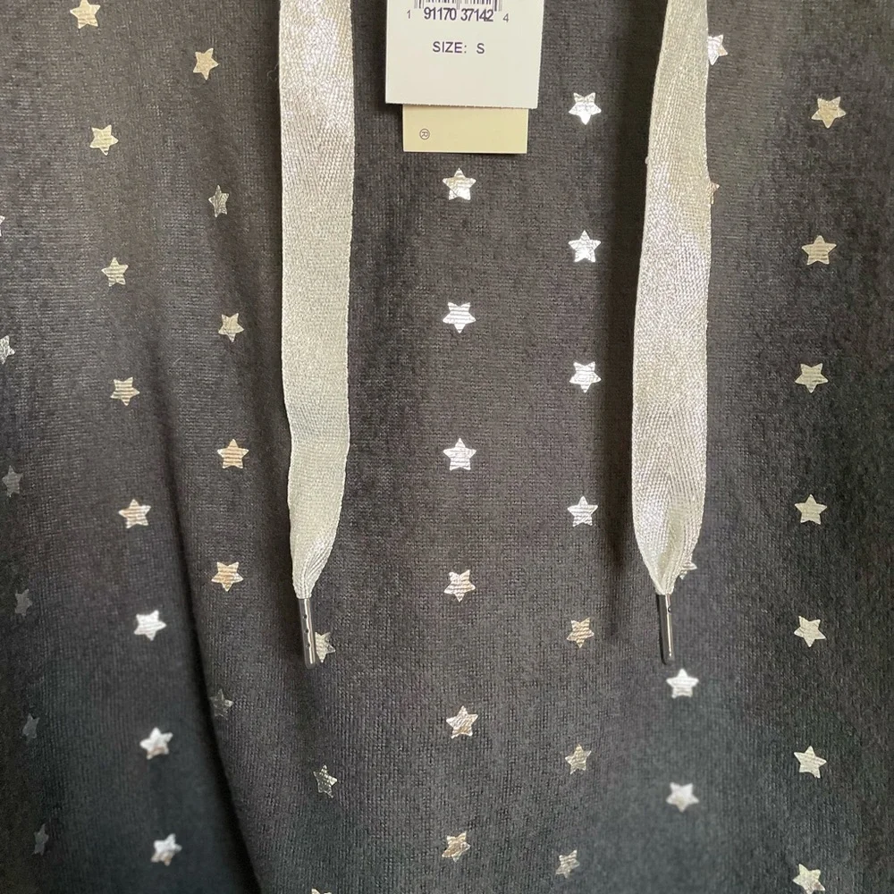 Rowa Hooded Oversized Star Cropped Sweater - Size S - Picture 4 of 13